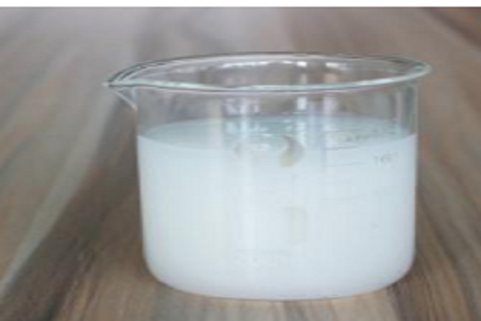 What are the reasons and consequences of the poor fluidity of water-based coatings?